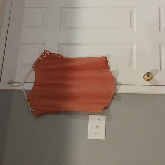 E&M Peach colored blouse - Picture 2 of 2